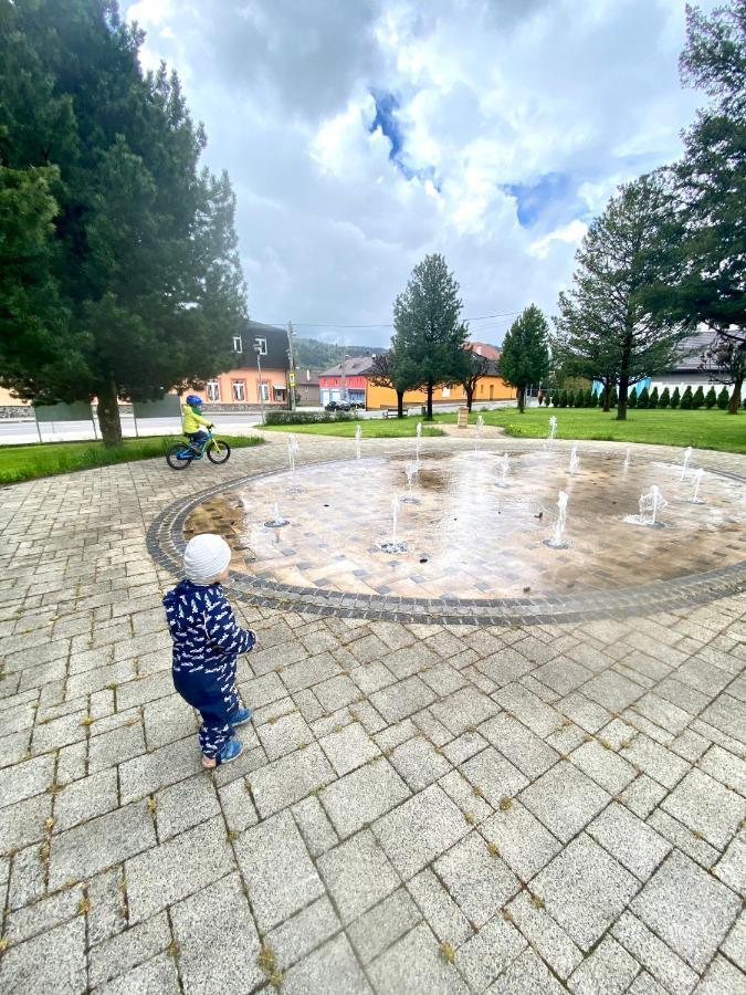 Drevenica Emilka, 5 Min Restauracia, Z Terasy Vyhlad Na Kralovu Holu A Polomske Ocko, Gril, Ohnisko, Kotlik Villa Brezno Exteriör bild