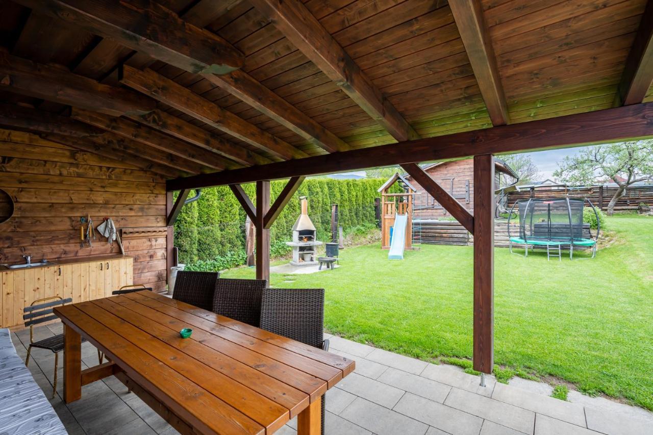 Drevenica Emilka, 5 Min Restauracia, Z Terasy Vyhlad Na Kralovu Holu A Polomske Ocko, Gril, Ohnisko, Kotlik Villa Brezno Exteriör bild